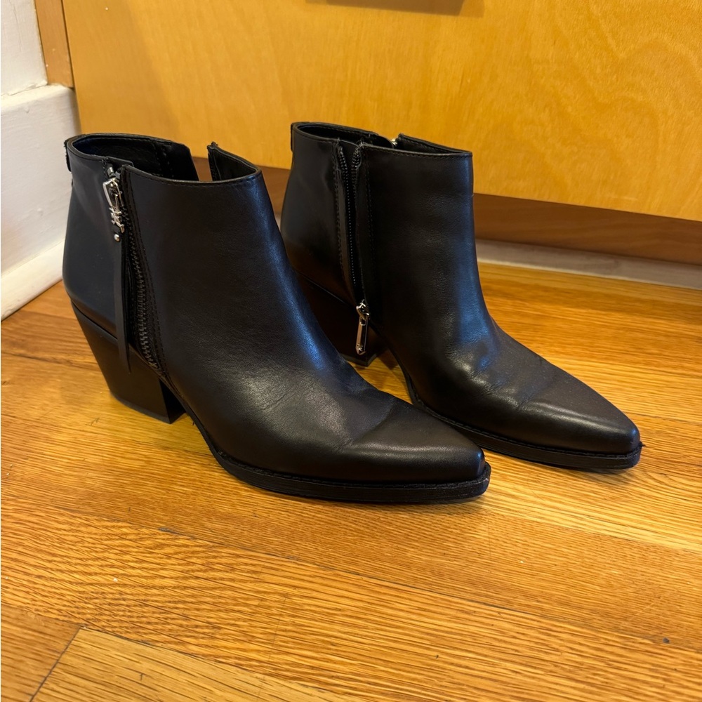 Sam Edelman low heeled boots with pointed toe